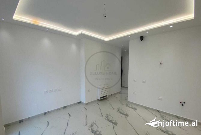 Apartment for rent in Tirana 2+1, Emty