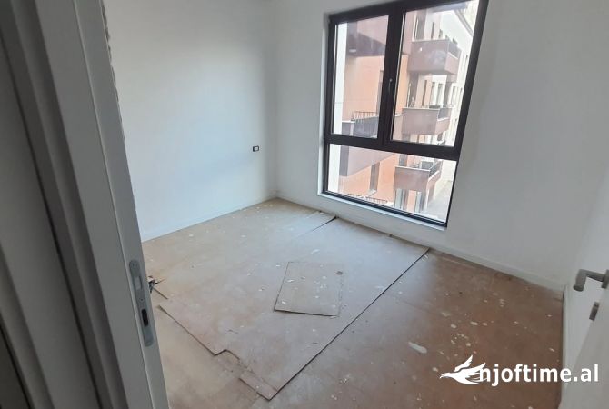 Shtepi me qera 2+1 ne Tirane - 650 Euro