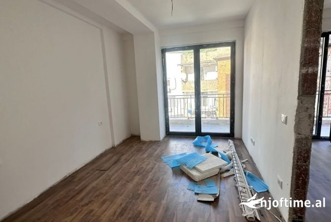 Shtepi me qera 1+1 ne Tirane - 700 Euro