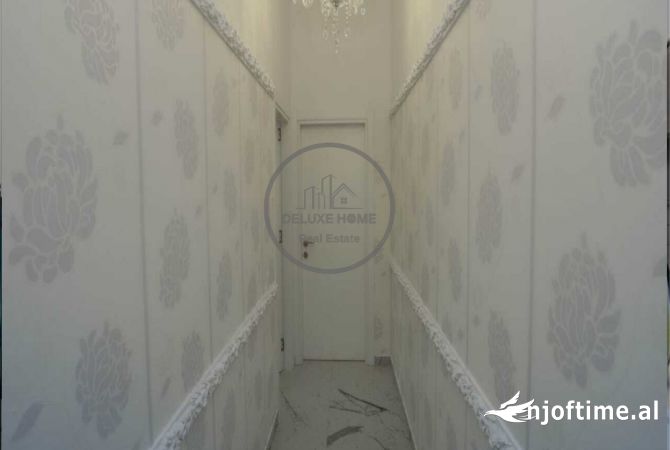 Shtepi me qera Apartament ne Tirane, 1+1, Mobilimi E mobiluar, Pagesa 800  Euro.