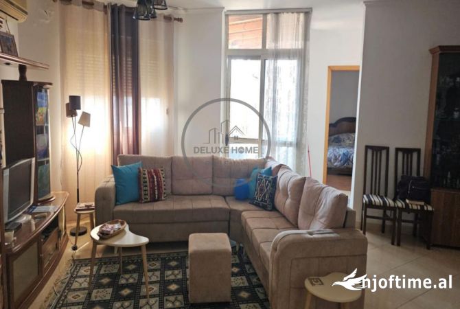 Shtepi me qera 2+1 ne Tirane - 650 Euro
