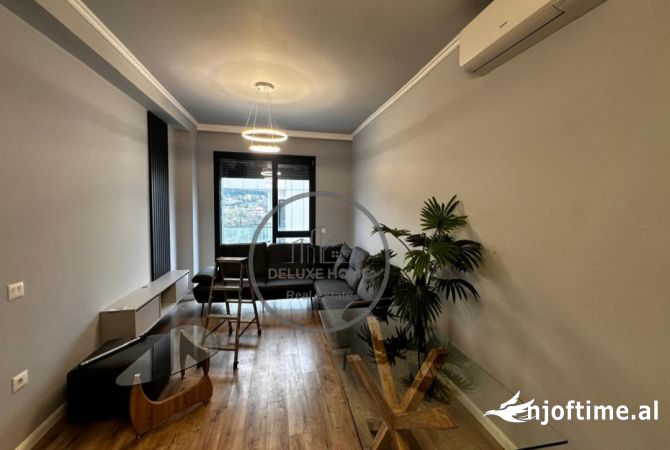 Shtepi me qera 2+1 ne Tirane - 1,500 Euro
