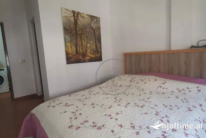 Shtepi me qera Apartament ne Tirane, 2+1, Mobilimi E mobiluar, Pagesa 450  Euro.