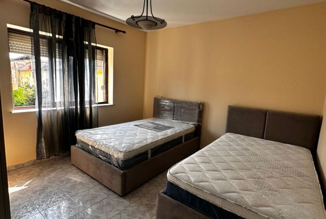 Shtepi me qera 2+1 ne Tirane - 500 Euro