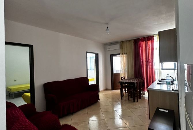Shtepi me qera Apartament ne Tirane, 2+1, Mobilimi Pjeserisht e mobiluar, Pagesa 350  Euro.