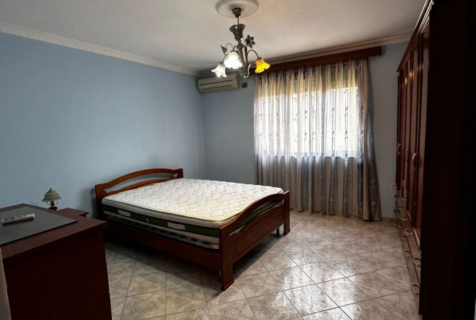 Shtepi me qera 2+1 ne Tirane - 500 Euro