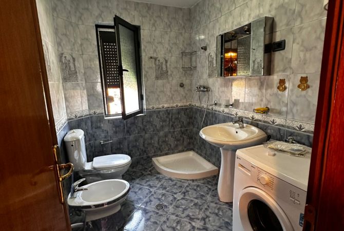 Shtepi me qera 2+1 ne Tirane - 500 Euro