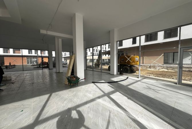 Ambiente Biznesi me Qira – Kombinat, Rruga e Qelqit