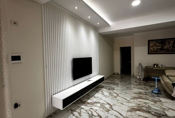 Shtepi me qera 4+1 ne Tirane - 5,000 Euro