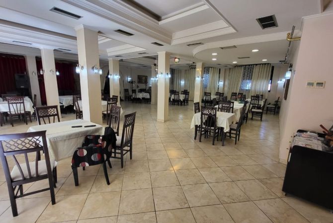 Ambient biznesi me qera 3+1 ne Tirane - 1,500 Euro