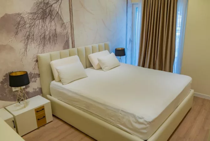 Shtepi me qera 2+1 ne Tirane - 900 Euro