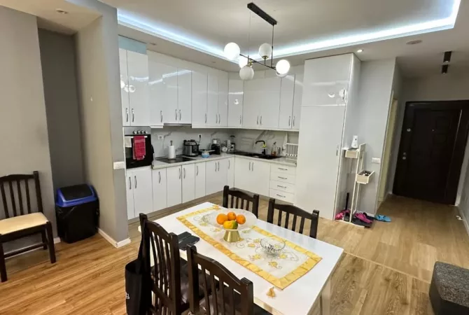 Shtepi me qera Apartament ne Tirane, 2+1, Mobilimi E mobiluar, Pagesa 420  Euro.