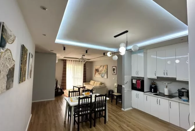 Shtepi me qera Apartament ne Tirane, 2+1, Mobilimi E mobiluar, Pagesa 420  Euro.