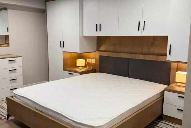 Shtepi me qera Duplex(shtepi me 2 kate) ne Tirane, 1+1, Mobilimi E mobiluar, Pagesa 650  Euro.