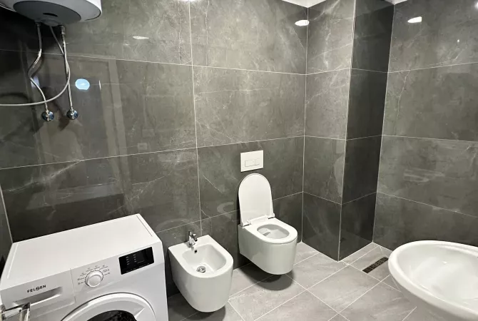 Shtepi me qera Apartament ne Tirane, 2+1, Mobilimi E mobiluar, Pagesa 600  Euro.