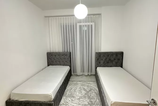 Shtepi me qera Apartament ne Tirane, 2+1, Mobilimi E mobiluar, Pagesa 600  Euro.
