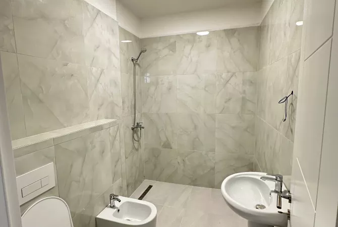 Shtepi me qera 2+1 ne Tirane - 600 Euro