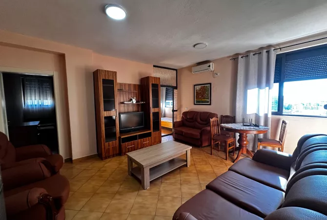Shtepi me qera 2+1 ne Tirane - 500 Euro