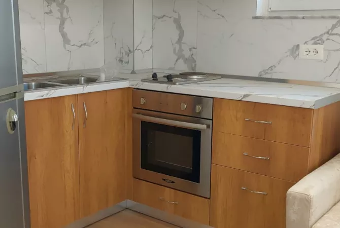 Shtepi me qera 1+1 ne Tirane - 600 Euro