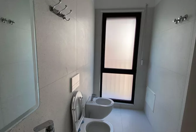 Shtepi me qera Apartament ne Tirane, 2+1, Mobilimi E mobiluar, Pagesa 750  Euro.