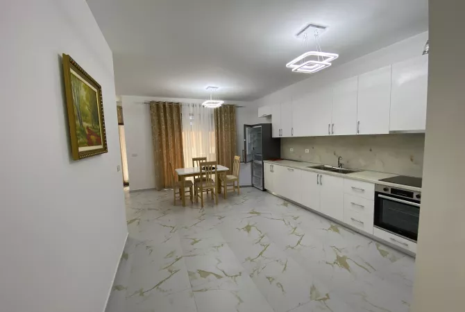 Shtepi me qera Apartament ne Tirane, 2+1, Mobilimi E mobiluar, Pagesa 750  Euro.