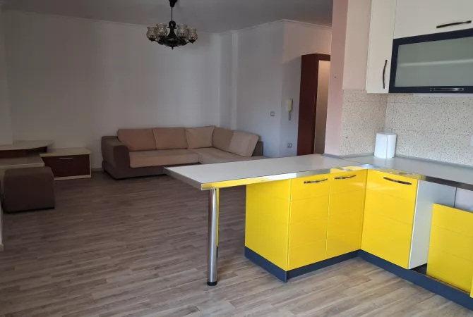 Shtepi me qera 1+1 ne Tirane - 600 Euro