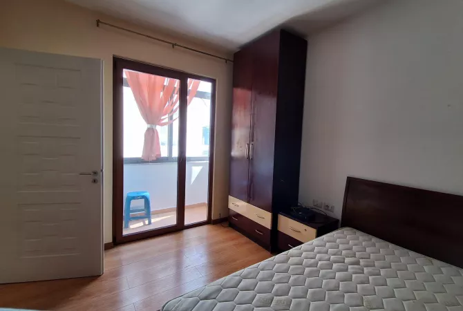 Shtepi me qera 1+1 ne Tirane - 600 Euro