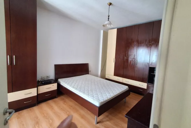 Shtepi me qera 1+1 ne Tirane - 600 Euro