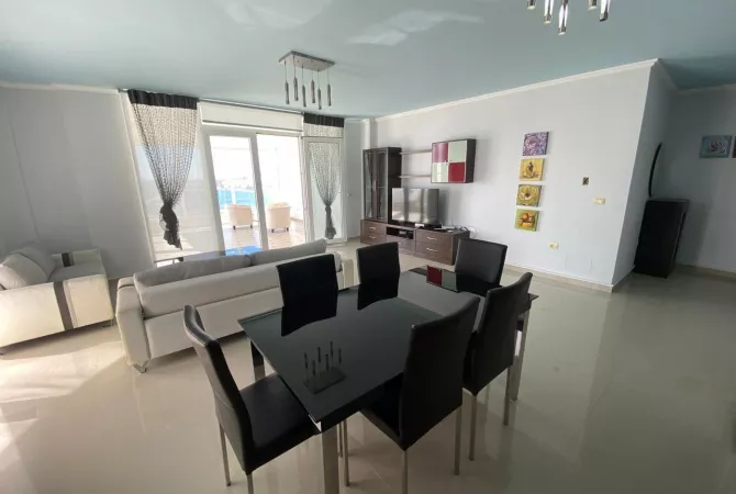 Shtepi ne shitje Penthose(kati i fundit panoramik) ne Sarande, 2+1, Mobilimi E mobiluar, Pagesa 610,000  Euro.