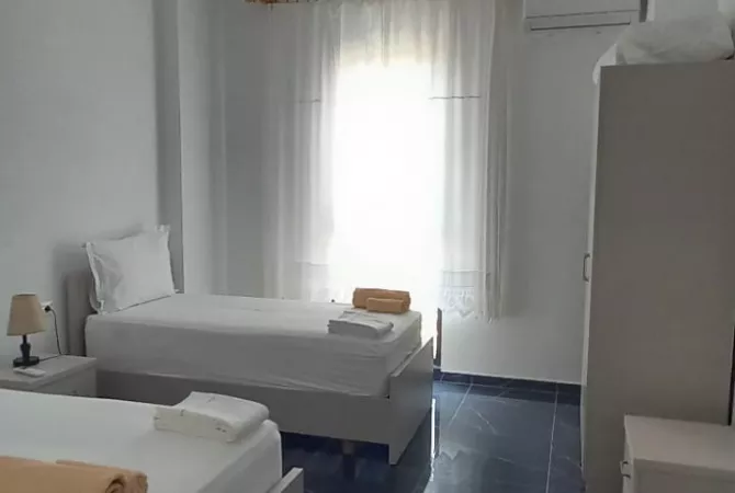 Shtepi me qera Apartament ne Tirane, 2+1, Mobilimi E mobiluar, Pagesa 600  Euro.