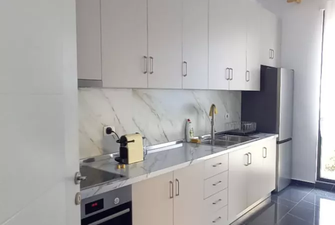 Shtepi me qera Apartament ne Tirane, 2+1, Mobilimi E mobiluar, Pagesa 600  Euro.