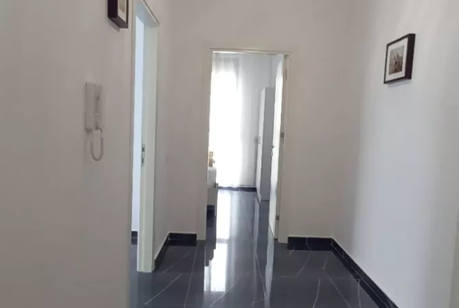 Shtepi me qera 2+1 ne Tirane - 600 Euro