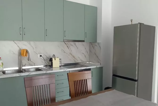 Shtepi me qera 2+1 ne Tirane - 600 Euro