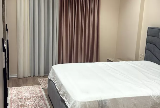 Shtepi me qera Apartament ne Tirane, 1+1, Mobilimi E mobiluar, Pagesa 1,000  Euro.