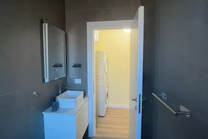Casa in affitto Garsoniere a Tirana - 5,000 Leke