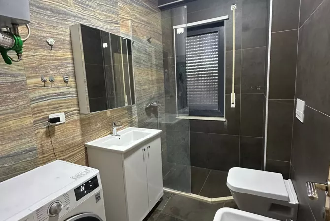 Shtepi me qera Apartament ne Tirane, 1+1, Mobilimi E mobiluar, Pagesa 600  Euro.