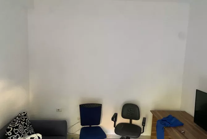 Ambient biznesi me qera 1+1 ne Tirane - 350 Euro