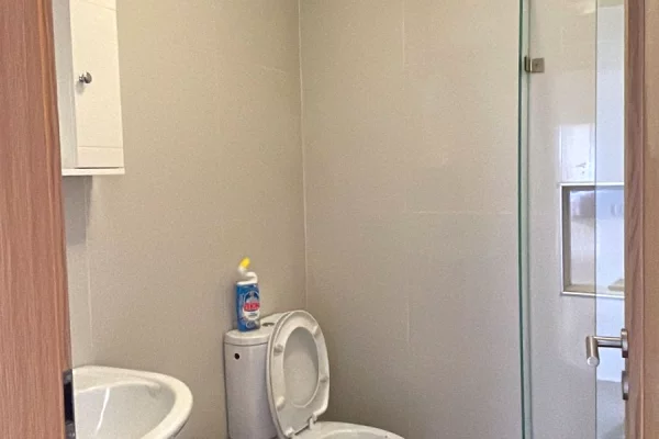 Shtepi me qera 2+1 ne Tirane - 55,000 Leke