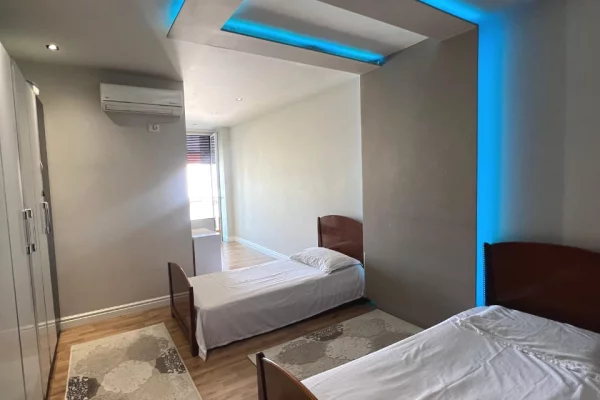 Shtepi me qera 2+1 ne Tirane - 550 Euro
