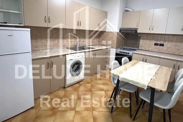 Shtepi me qera 1+1 ne Tirane - 70,000 Leke