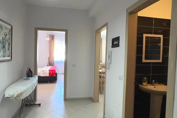 Shtepi me qera 1+1 ne Tirane - 500 Euro