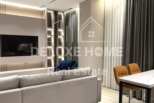Shtepi me qera 2+1 ne Tirane - 1,200 Euro