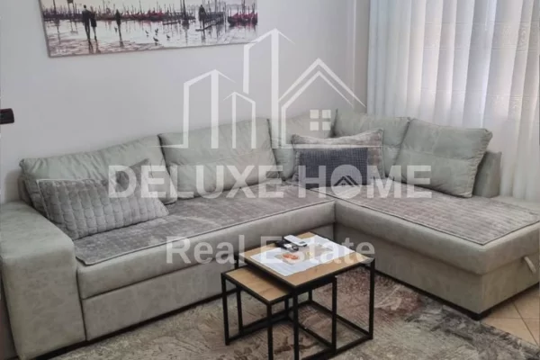 Shtepi me qera Apartament ne Tirane, 1+1, Mobilimi E mobiluar, Pagesa 600  Euro.