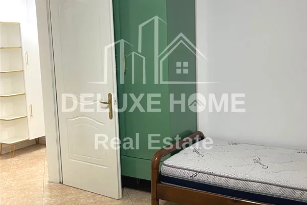 Shtepi me qera Apartament ne Tirane, 2+1, Mobilimi E mobiluar, Pagesa 750  Euro.