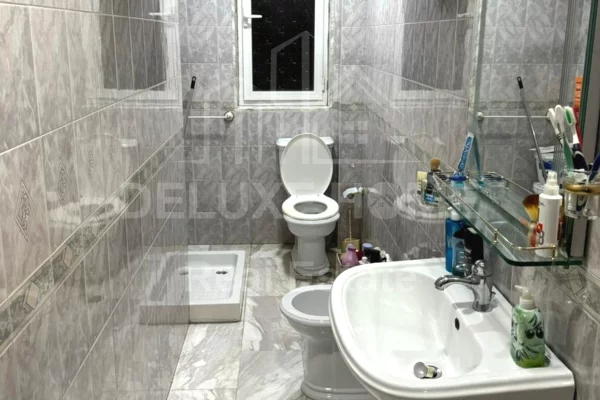 Shtepi me qera Apartament ne Tirane, 1+1, Mobilimi E mobiluar, Pagesa 50,000  Leke.