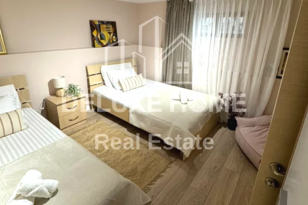 Shtepi me qera Apartament ne Tirane, 2+1, Mobilimi E mobiluar, Pagesa 70,000  Leke.