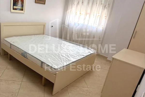 Shtepi me qera 1+1 ne Tirane - 430 Euro