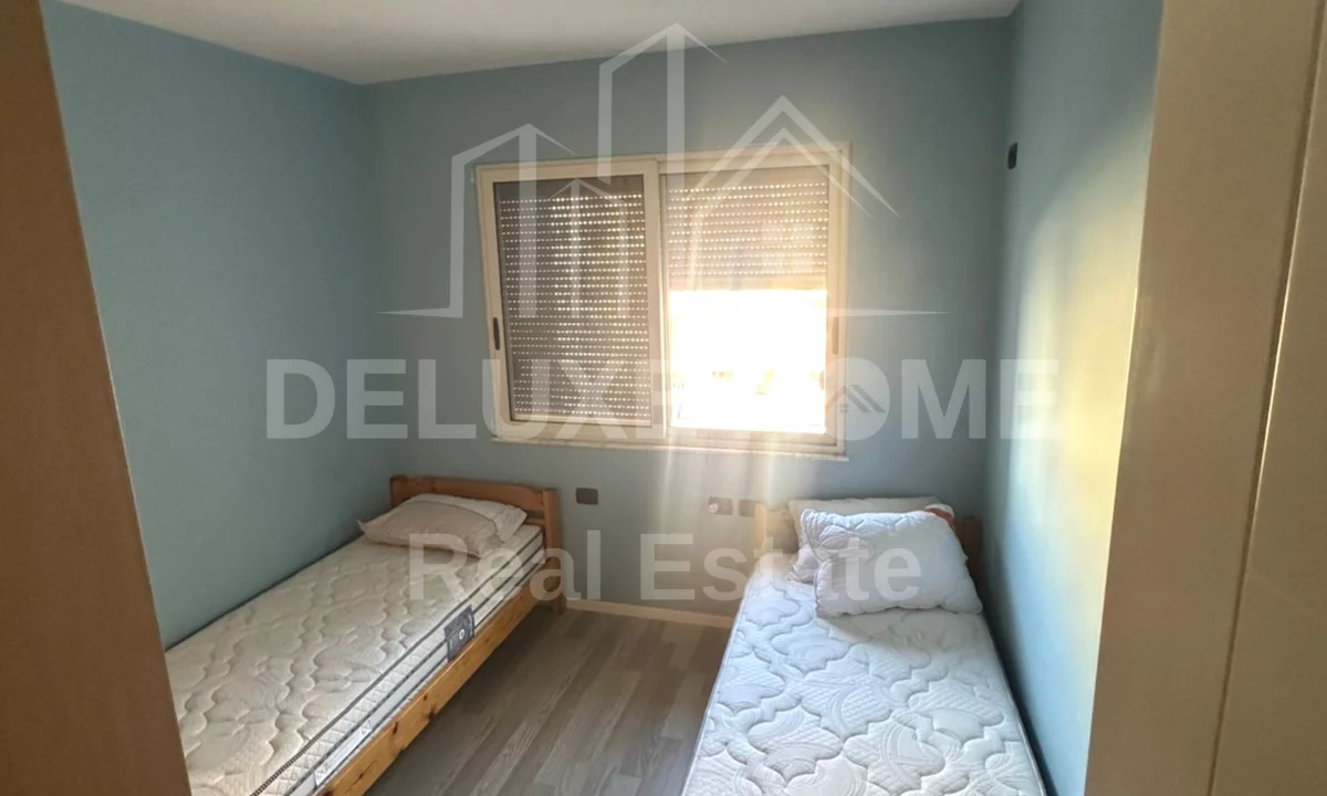 Shtepi me qera Apartament ne Tirane, 2+1, Mobilimi E mobiluar, Pagesa 500  Euro.