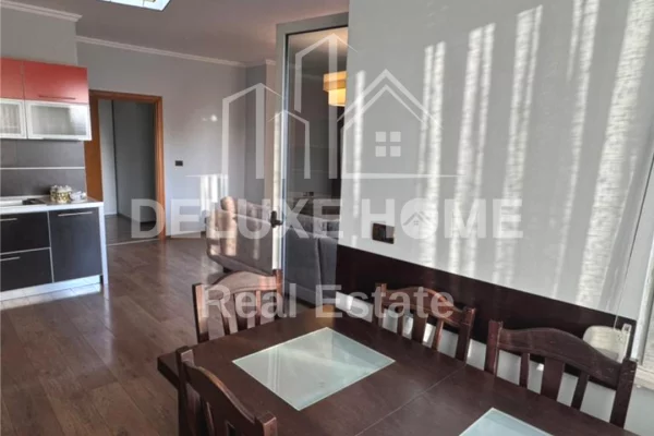 Shtepi me qera Apartament ne Tirane, 2+1, Mobilimi E mobiluar, Pagesa 800  Euro.