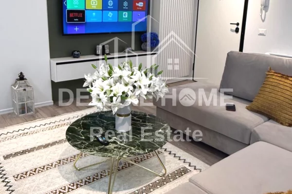 Shtepi me qera Apartament ne Tirane, 1+1, Mobilimi E mobiluar, Pagesa 580  Euro.